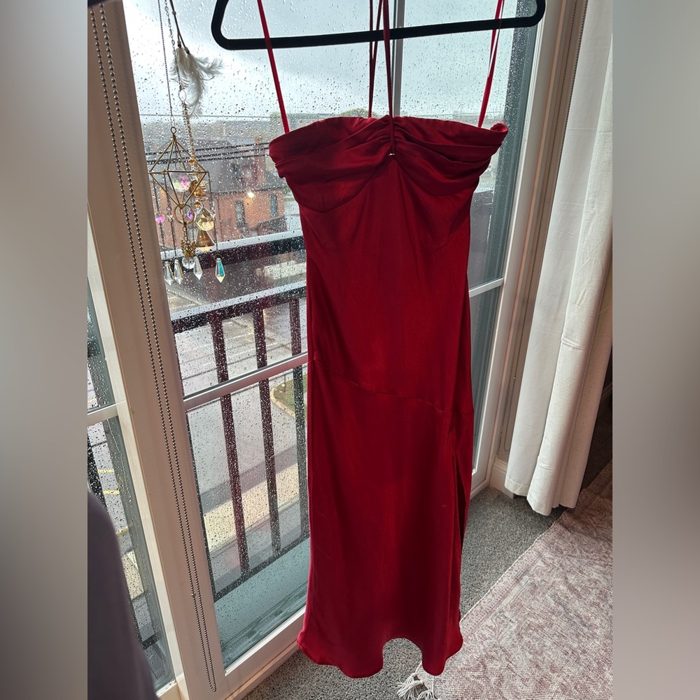 Selfie Leslie Strapless Scarlet Dress